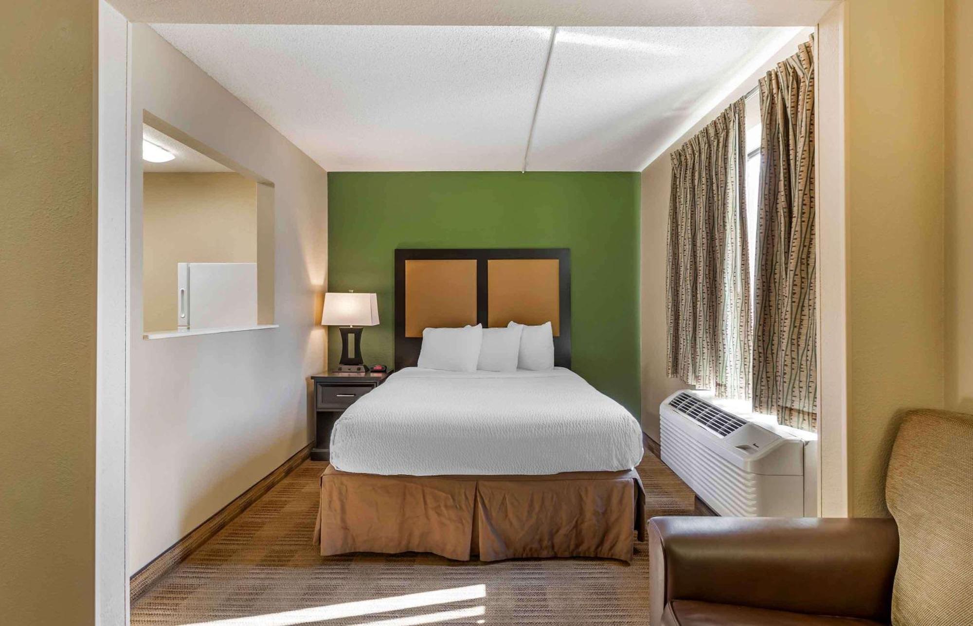 Extended Stay America Select Suites - Des Moines - West Des Moines Clive Exterior photo