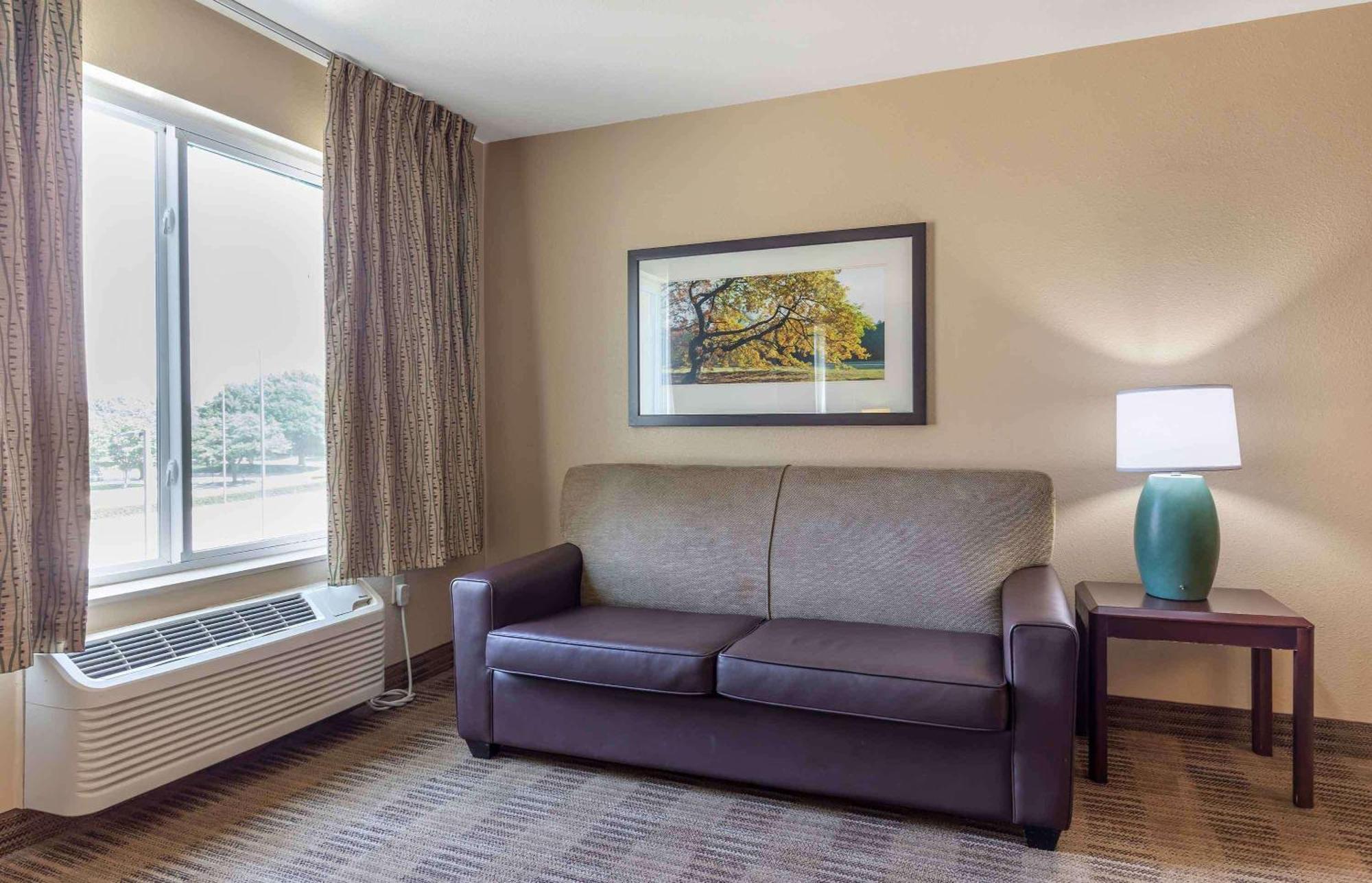 Extended Stay America Select Suites - Des Moines - West Des Moines Clive Exterior photo