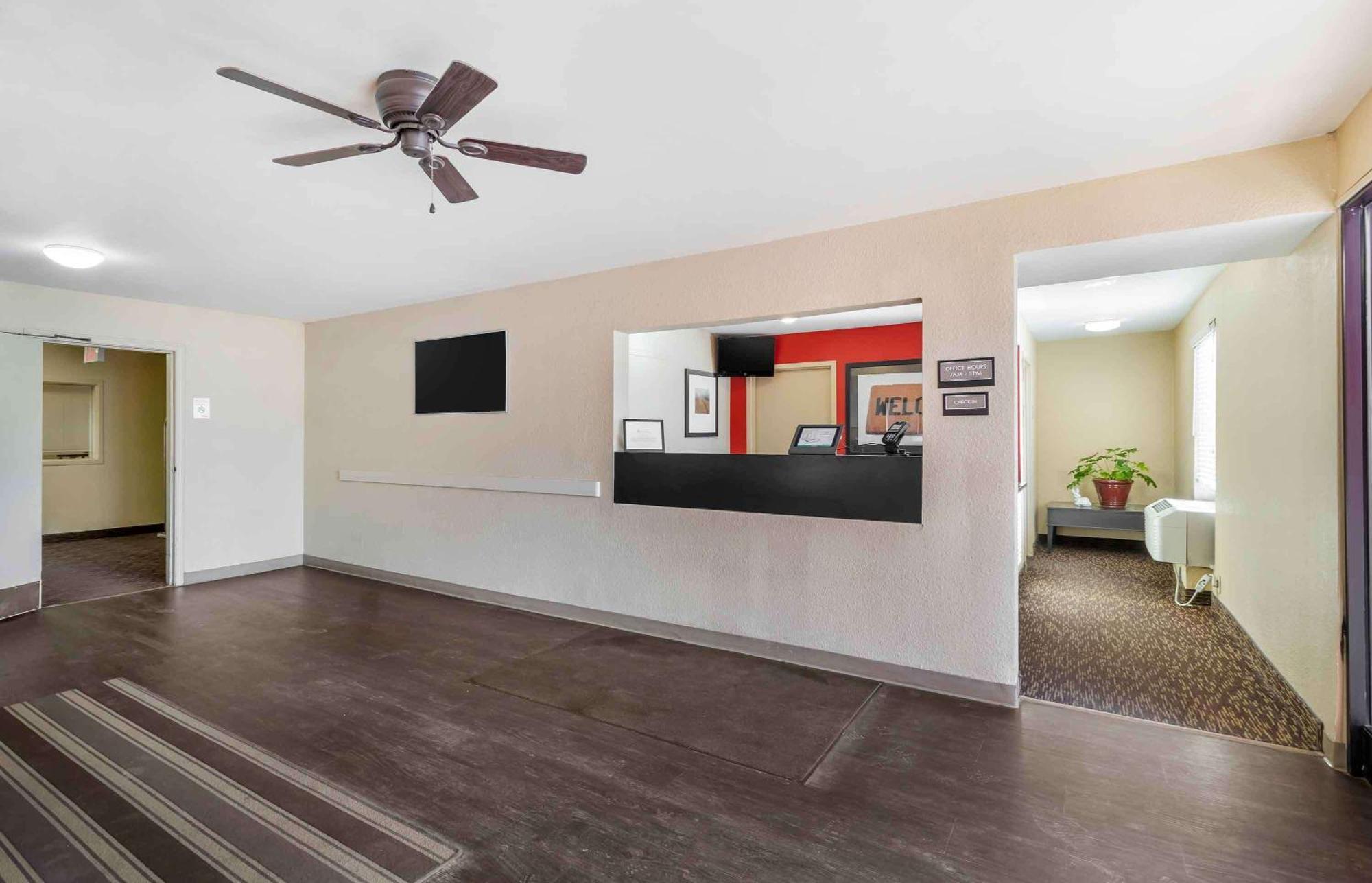 Extended Stay America Select Suites - Des Moines - West Des Moines Clive Exterior photo