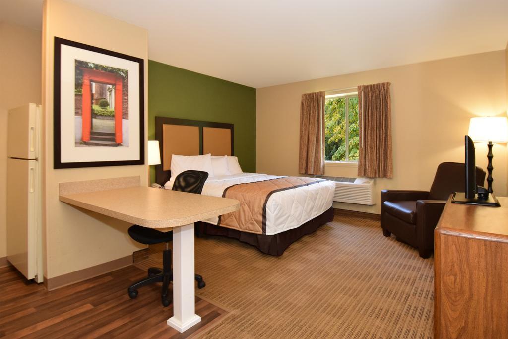 Extended Stay America Select Suites - Des Moines - West Des Moines Clive Exterior photo